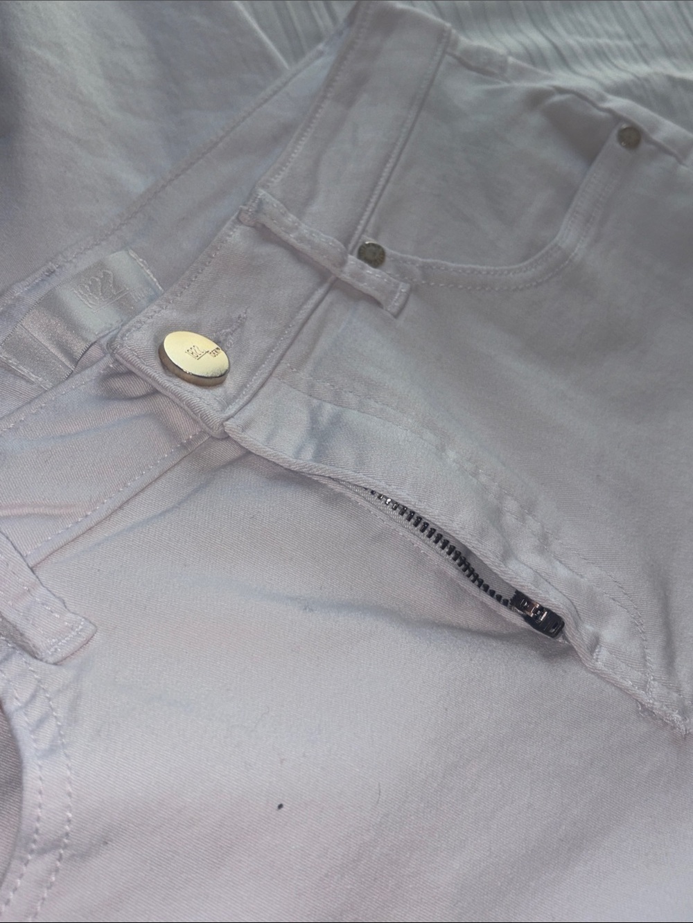White Jeans (Women’s size 12) - Picture 4 of 7